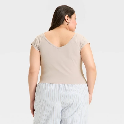 Women's Short Sleeve Double V-Neck Ribbed T-Shirt - Wild Fable™ 3 Women's Short Sleeve Double V-Neck Ribbed T-Shirt - Wild Fable™